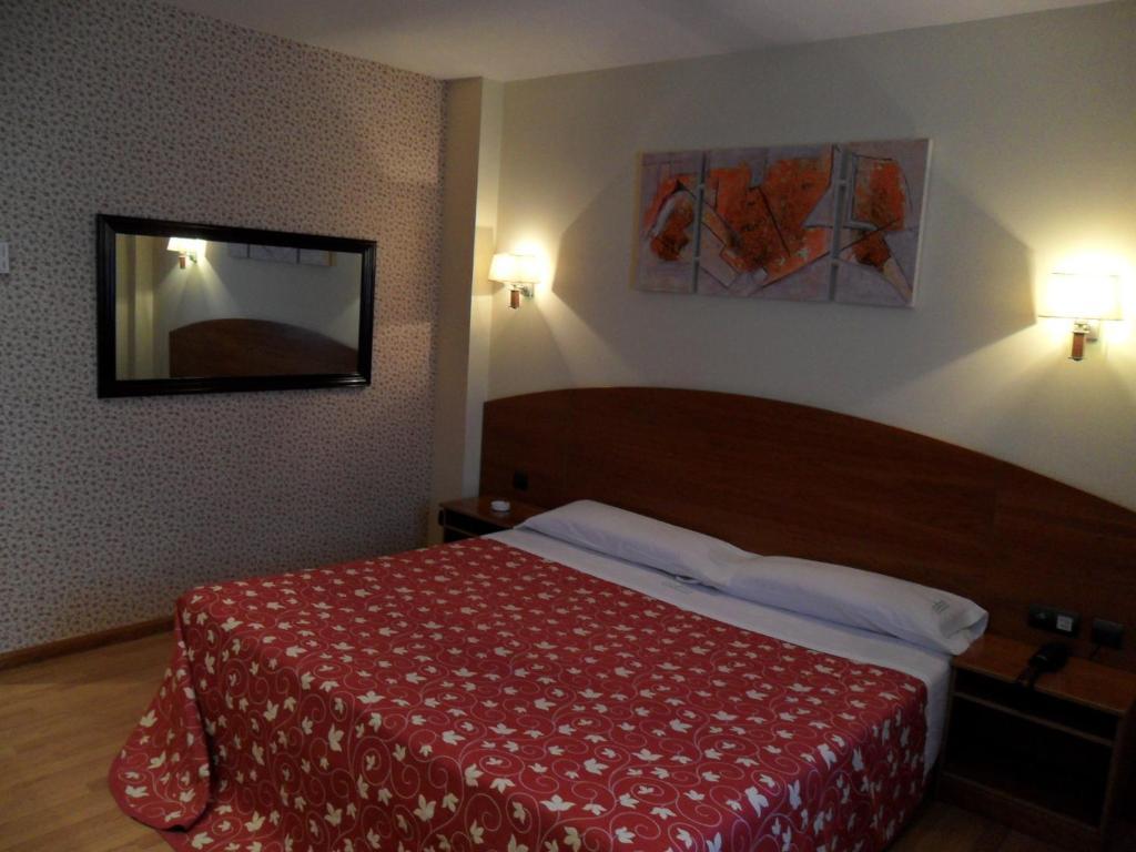 Motel Emporio Кабесон-де-Писуэрга Экстерьер фото