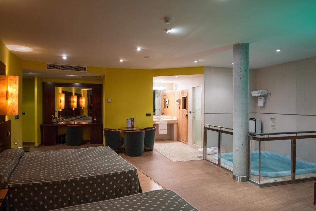 Motel Emporio Кабесон-де-Писуэрга Экстерьер фото