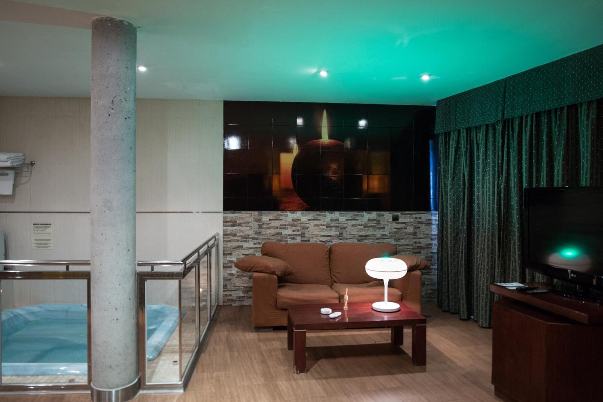 Motel Emporio Кабесон-де-Писуэрга Экстерьер фото
